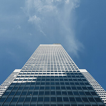 Jak przygotować CV i portfolio po kursie logistyki — przykłady i szablony